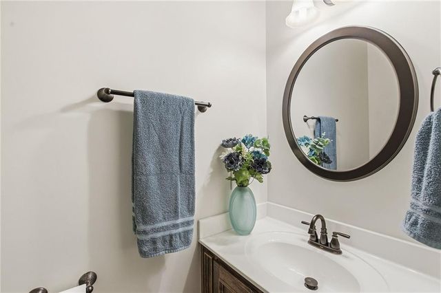 20801 E 37th Terrace Court S, Independence, MO 64057