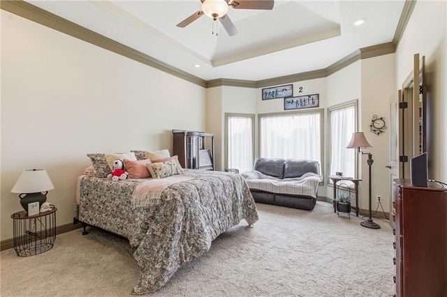 20801 E 37th Terrace Court S, Independence, MO 64057