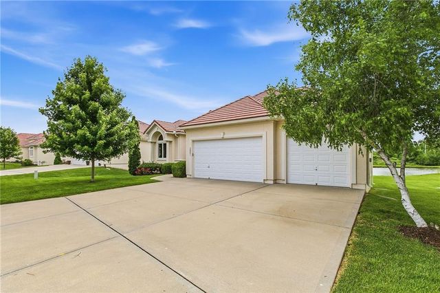 20801 E 37th Terrace Court S, Independence, MO 64057