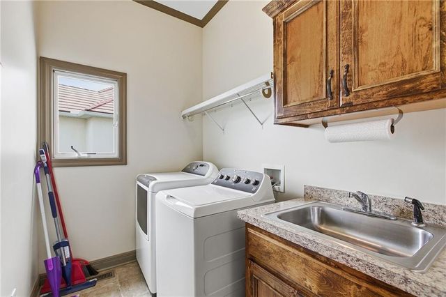 20801 E 37th Terrace Court S, Independence, MO 64057