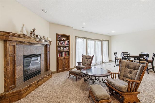 20801 E 37th Terrace Court S, Independence, MO 64057