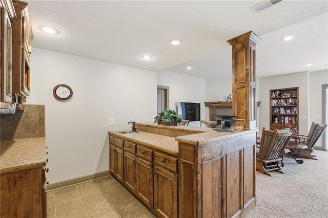 20801 E 37th Terrace Court S, Independence, MO 64057