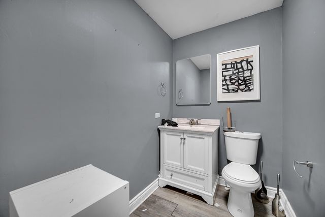 8546 S Stony Island Avenue, Chicago, IL 60617