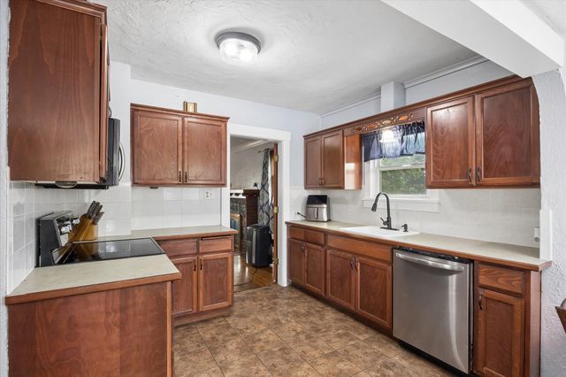 1928 W Sharp Ave, Spokane, WA 99201