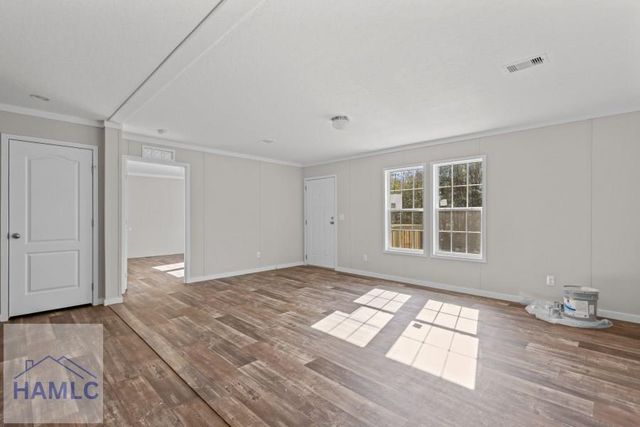 193 Hugh Gordon SE, Ludowici, GA 31316