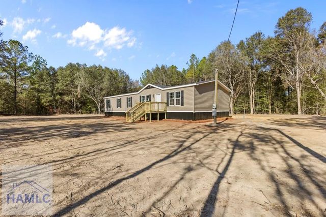 193 Hugh Gordon SE, Ludowici, GA 31316