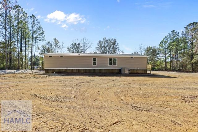 193 Hugh Gordon SE, Ludowici, GA 31316