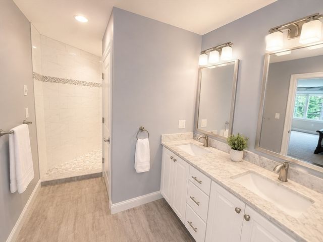 122 Marrett Rd, Lexington, MA 02421