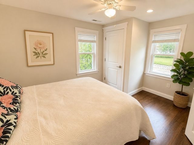 122 Marrett Rd, Lexington, MA 02421