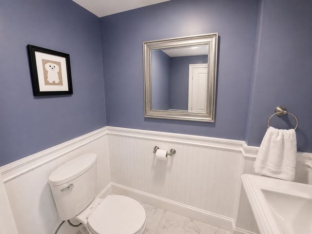 122 Marrett Rd, Lexington, MA 02421