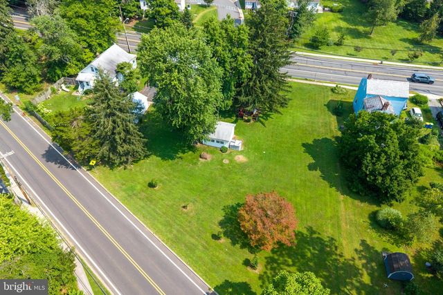 65 WASHINGTON ST, Rocky Hill, NJ 08553