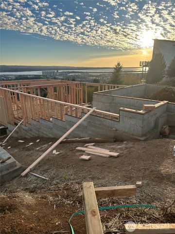 1819 Sam Benn Lane, Aberdeen, WA 98520