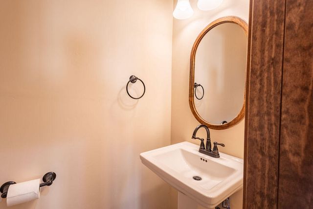 402 Lala Street, Belen, NM 87002