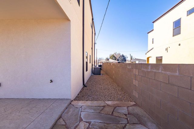 402 Lala Street, Belen, NM 87002