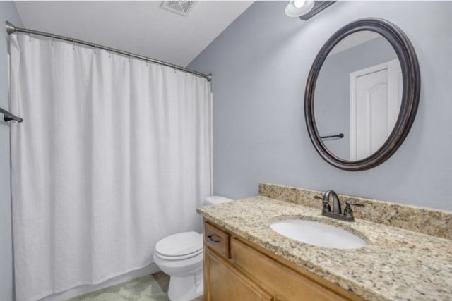 2720 Arthurs Ct, Clarksville, TN 37040