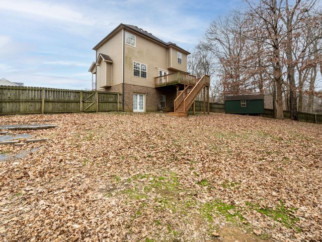 2720 Arthurs Ct, Clarksville, TN 37040