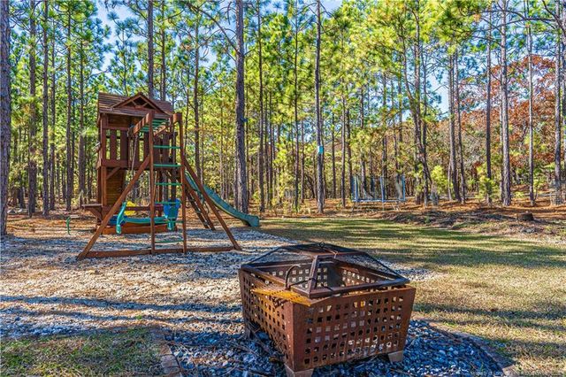 100 Bexley Court, West End, NC 27376