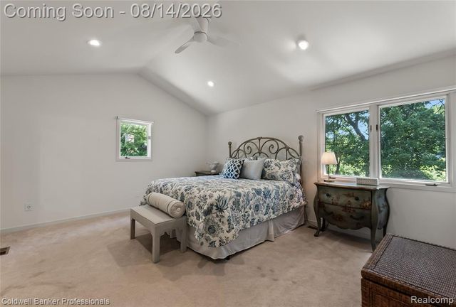 2385 Avondale Street, Sylvan Lake, MI 48320