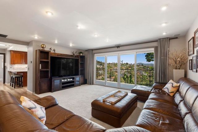 6387 Dwane Ave, San Diego, CA 92120