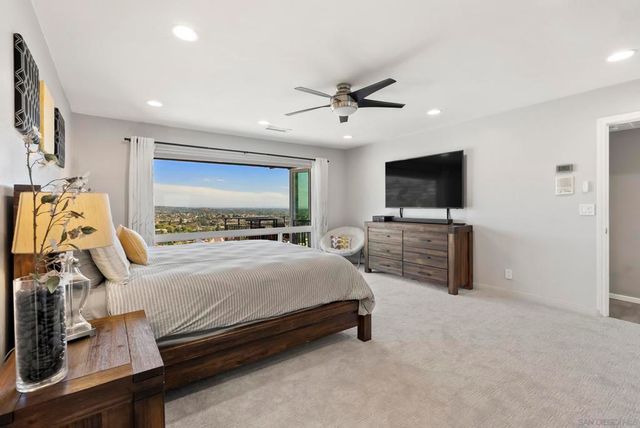 6387 Dwane Ave, San Diego, CA 92120