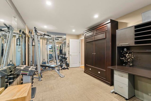 6387 Dwane Ave, San Diego, CA 92120