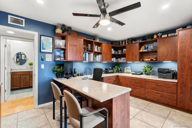 6387 Dwane Ave, San Diego, CA 92120