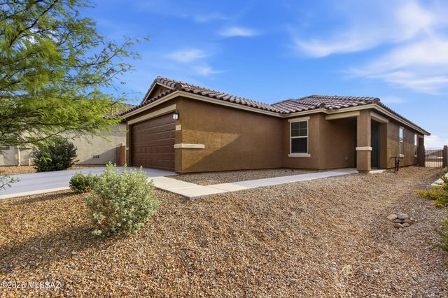 7774 S New Strike Way, Tucson, AZ 85747