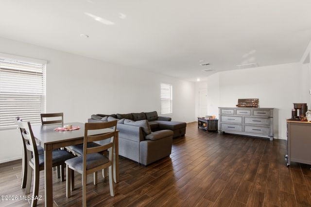 7774 S New Strike Way, Tucson, AZ 85747