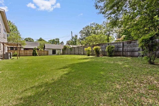 753 CYPRESS DR, Memphis, TN 38112