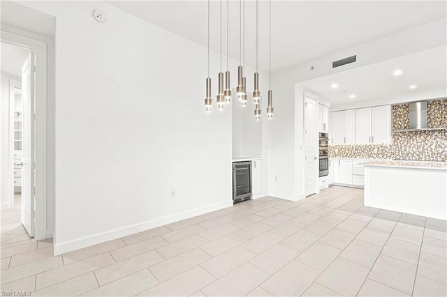 1115 Central AVE 448, Naples, FL 34102