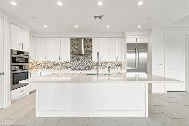 1115 Central AVE 448, Naples, FL 34102