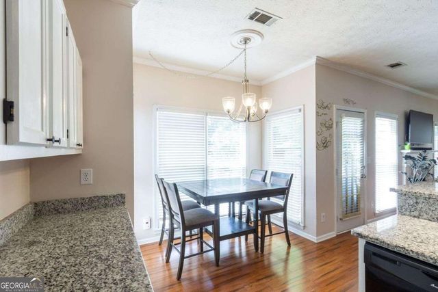922 Heartwood Circle, Lawrenceville, GA 30043