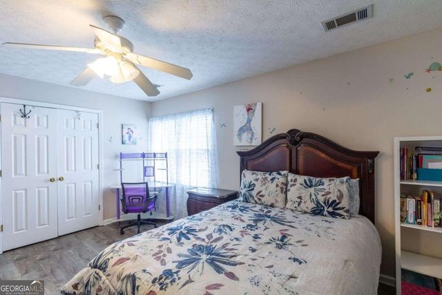922 Heartwood Circle, Lawrenceville, GA 30043