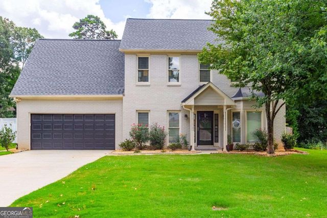 922 Heartwood Circle, Lawrenceville, GA 30043