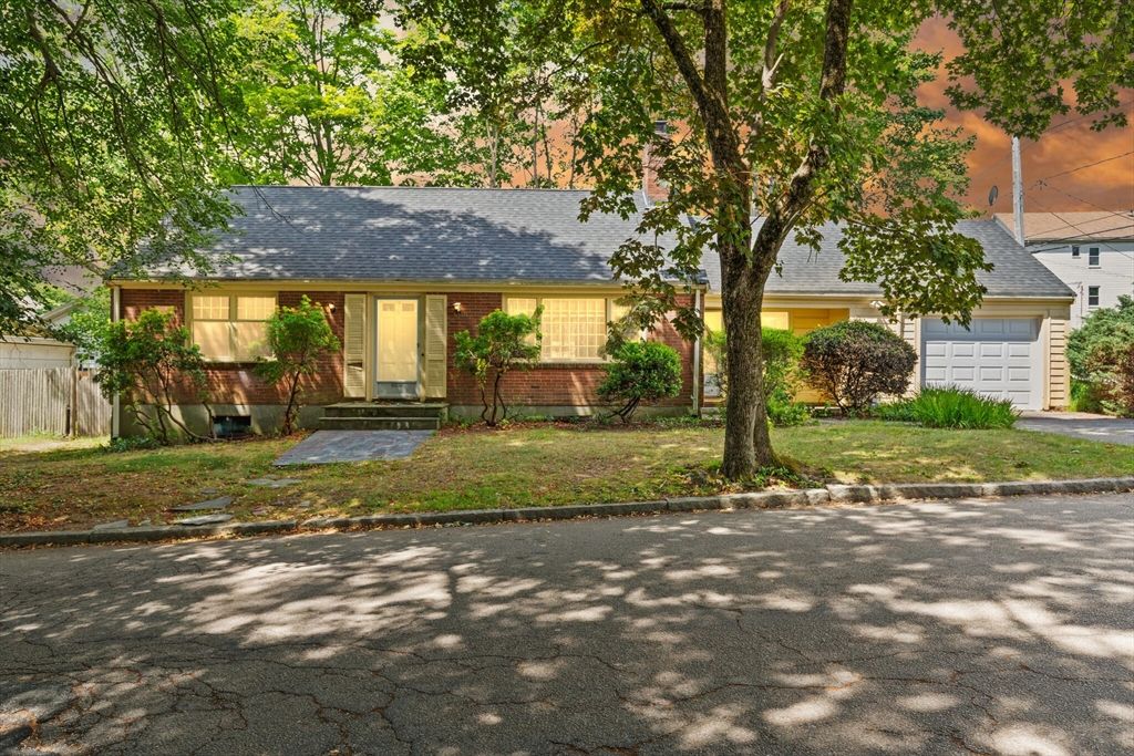 64 Augusta Ave, Brockton, MA 02301