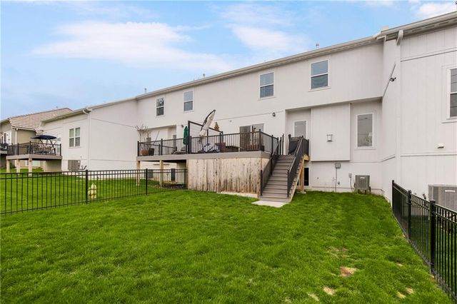 4015 NE Sagamore Drive, Lee's Summit, MO 64064