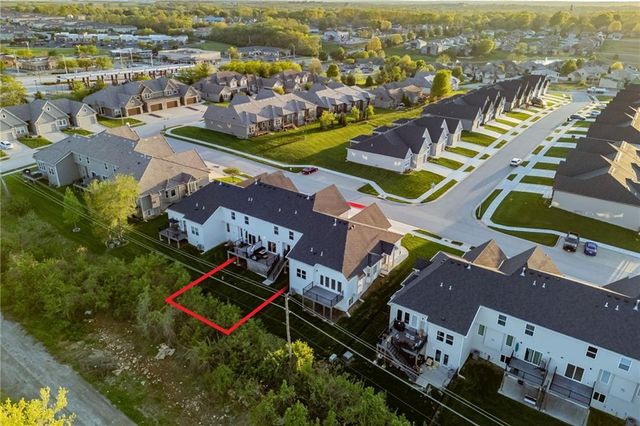 4015 NE Sagamore Drive, Lee's Summit, MO 64064