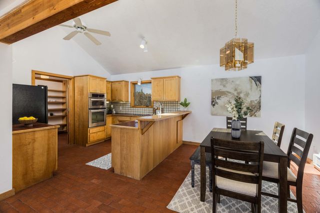 5 Pine Road, Placitas, NM 87043