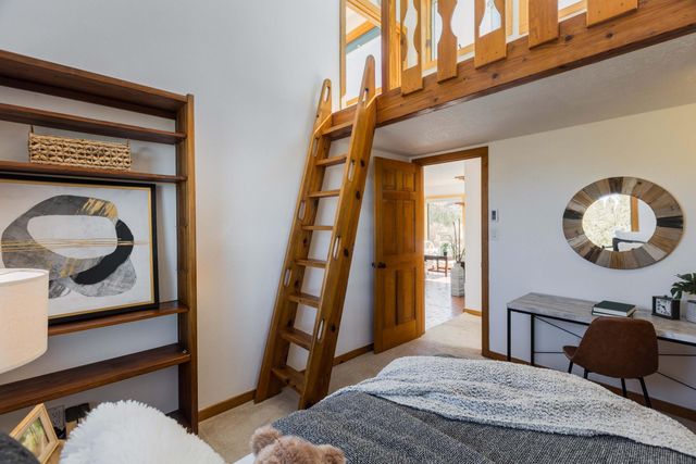 5 Pine Road, Placitas, NM 87043