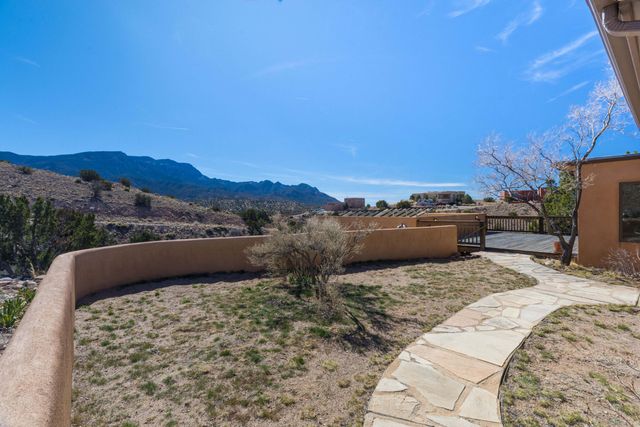 5 Pine Road, Placitas, NM 87043