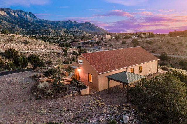 5 Pine Road, Placitas, NM 87043