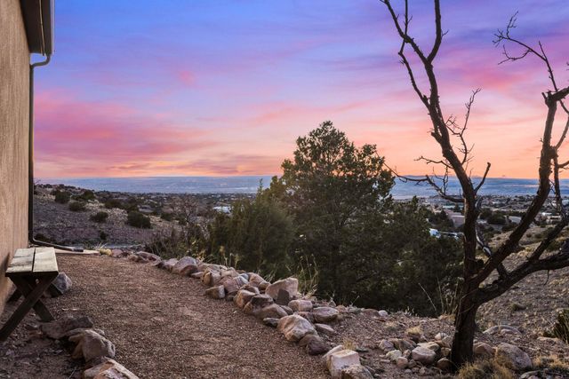 5 Pine Road, Placitas, NM 87043