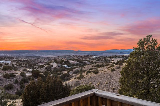 5 Pine Road, Placitas, NM 87043