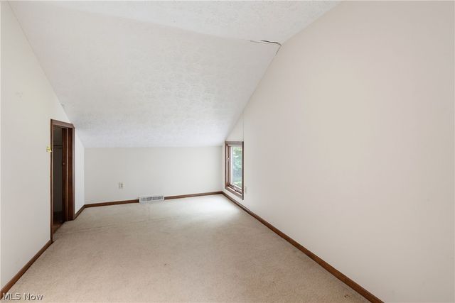 13913 County Line Road, Novelty, OH 44072