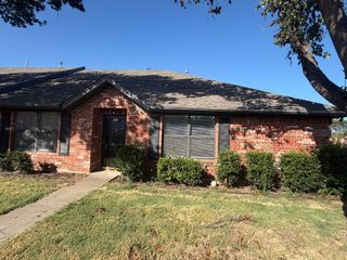 910 Austin, Weatherford, TX 76086