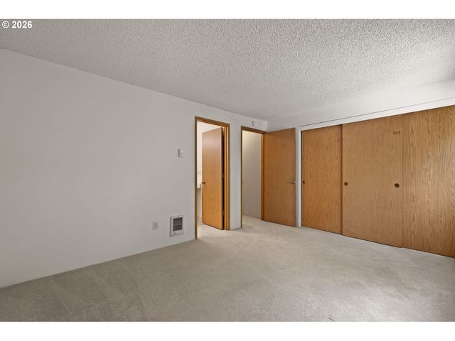 13216 Ne SALMON CREEK Ave N4, Vancouver, WA 98686