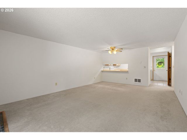 13216 Ne SALMON CREEK Ave N4, Vancouver, WA 98686