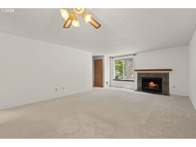 13216 Ne SALMON CREEK Ave N4, Vancouver, WA 98686