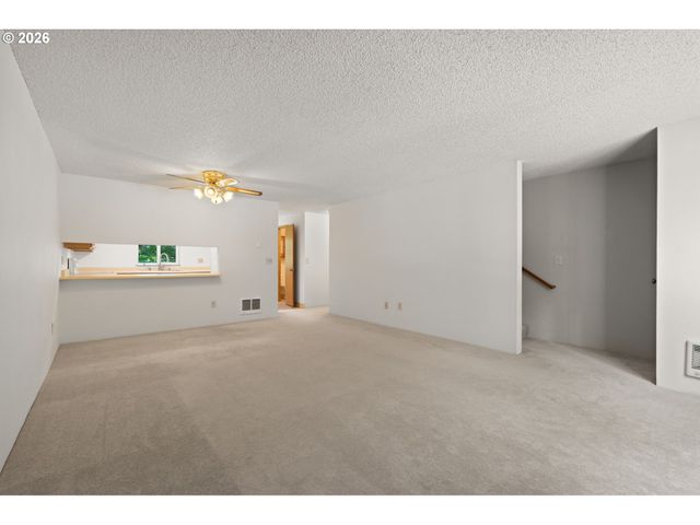 13216 Ne SALMON CREEK Ave N4, Vancouver, WA 98686