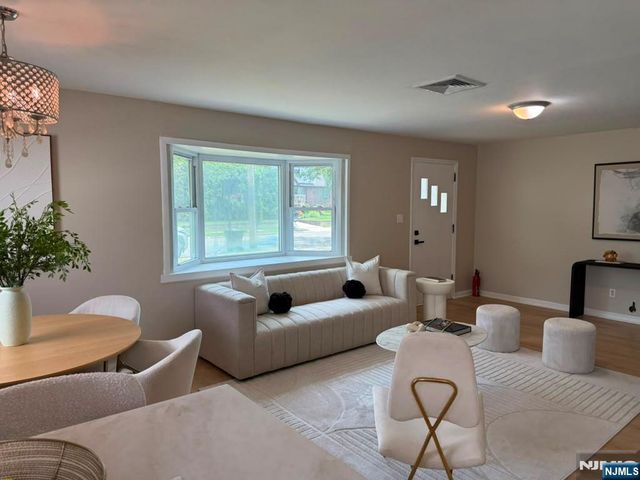 478 Riverside Terrace, Rutherford, NJ 07070